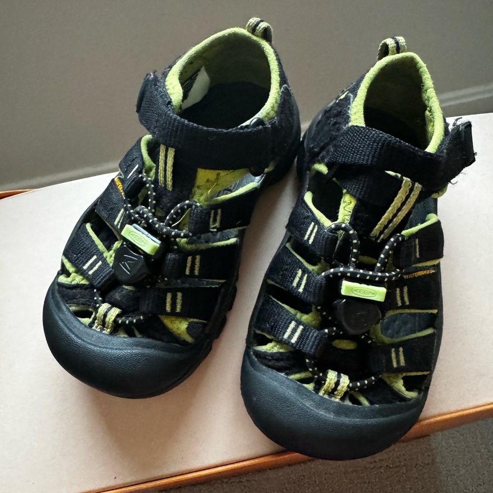 Keen Toddler Newport H2 sandals